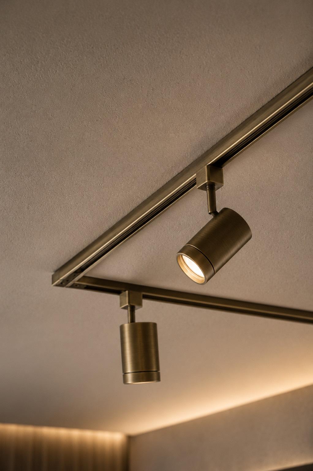 Detail van materialen en styling in penthouse Rijswijk